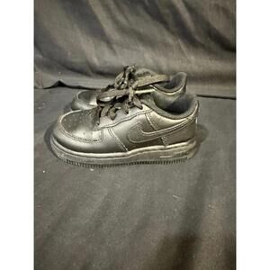Black Nike Air Force 1 97 Sz 8C